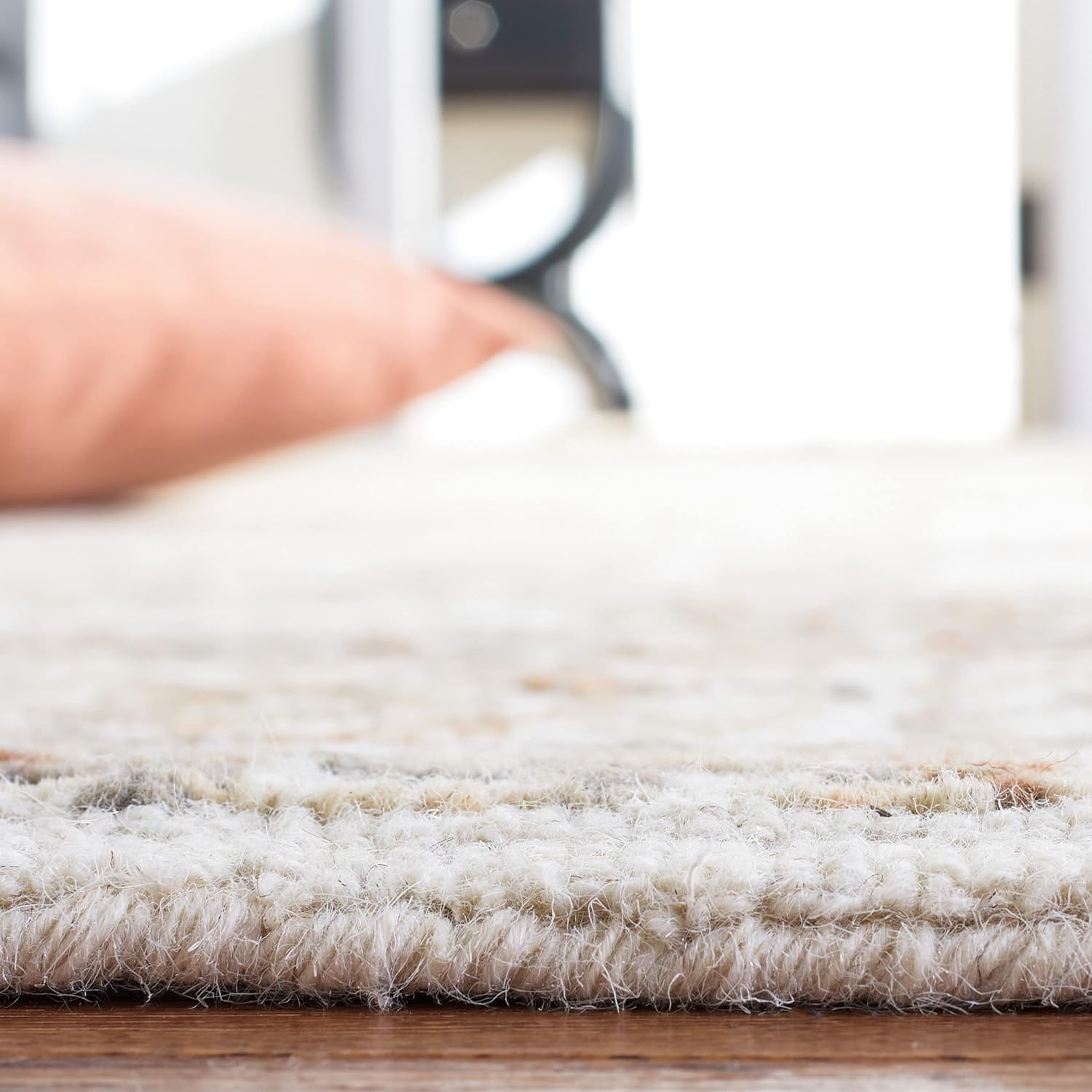 SAFAVIEH Aspen Collection Runner Rug - 2'3" x 9', Ivory & Sage, Handmade Tassel Wool, Ideal for High Traffic Areas in Living Room, Bedroom (APN132A)