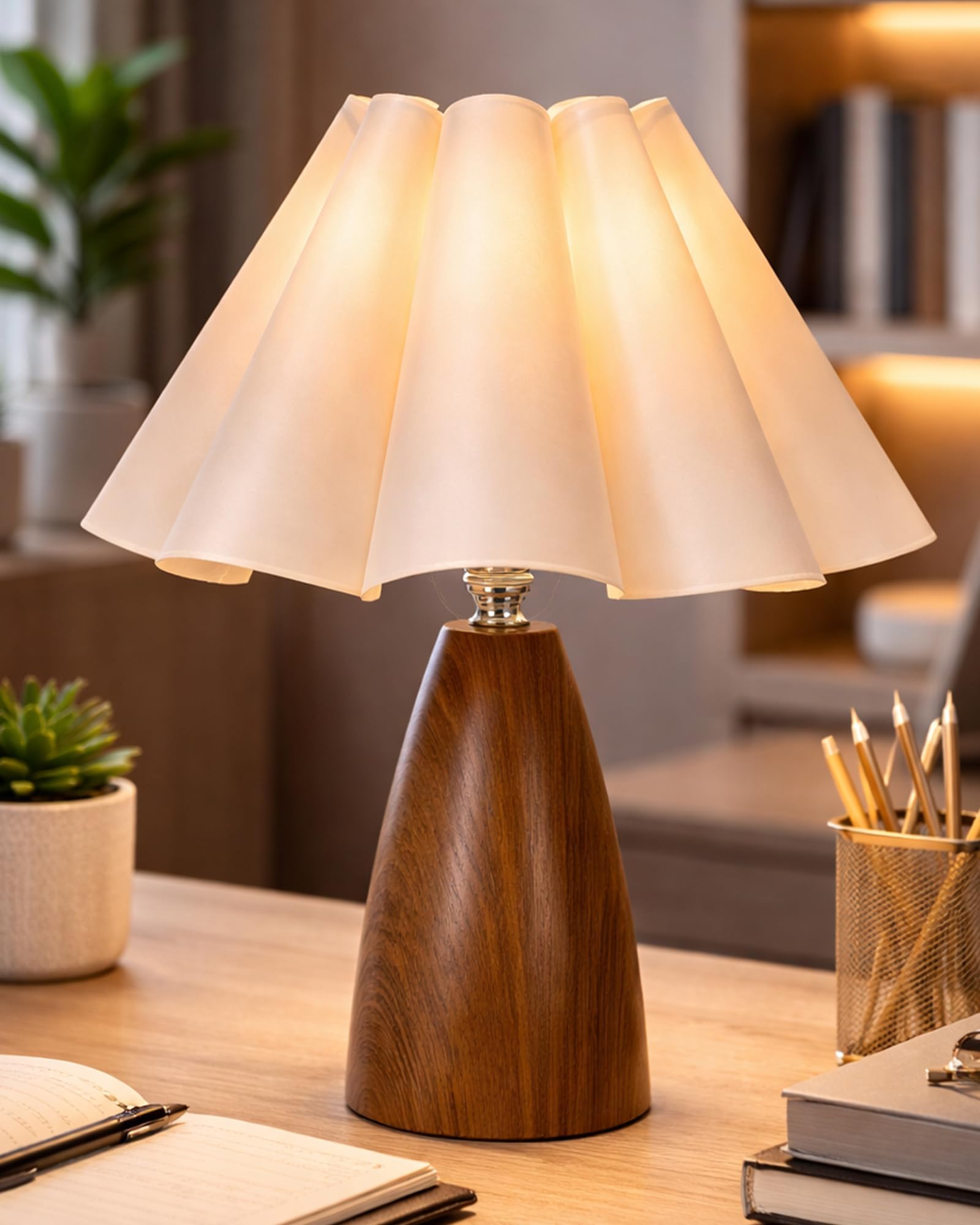 Homesake® Wood Grain Pattern Small Table Lamp, Desk Light, Wooden Bedroom Lamps for Nightstand, Scalloped Lamp Shade Table Lamps Small Spaces, Bedroom, Living Room, Taper Cone, (Flower Ribb)