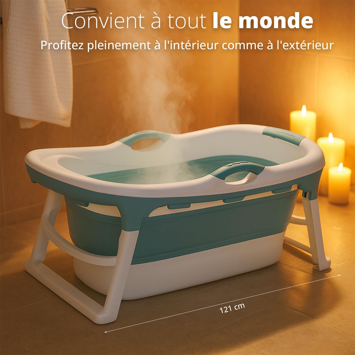 Couple enjoying the FlinQ foldable bathtub outdoors