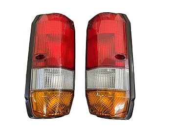 70ランクル 純正3色テール　ほぼ新品！　新品純正ケーブル付き 楽天市場】トヨタ純正3色テールランプ・ランクル