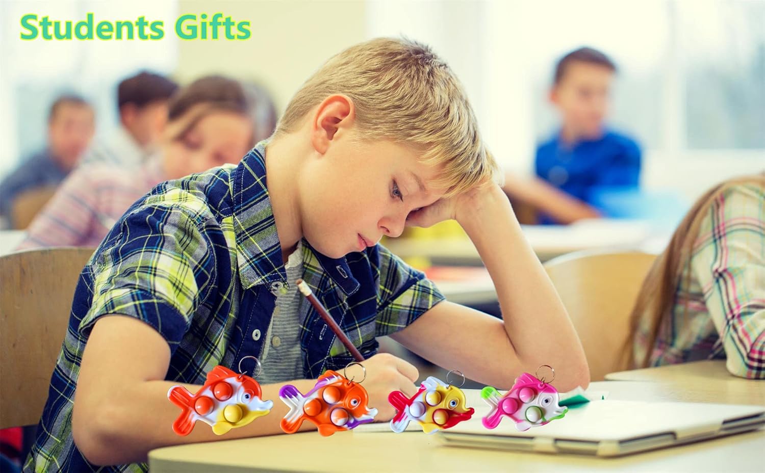 HOZKEAP100 Packs Bulk Small fish Mini Pop Fidget Key Chain， Birthday Party Favors Supplies and Classroom summer Student Gifts