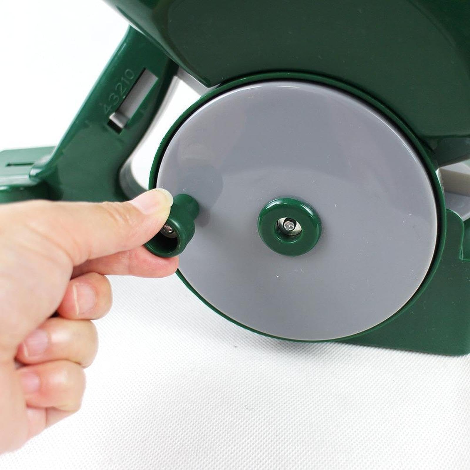 Enakshi®Hand Held Spreader Portable Dispenser for Farmland Fertilizing Backyard|Home & Garden|Yard Garden & Outdoor Living|Gardening Supplies|Plant Care Soil & Accessories|Seeders & Spreaders