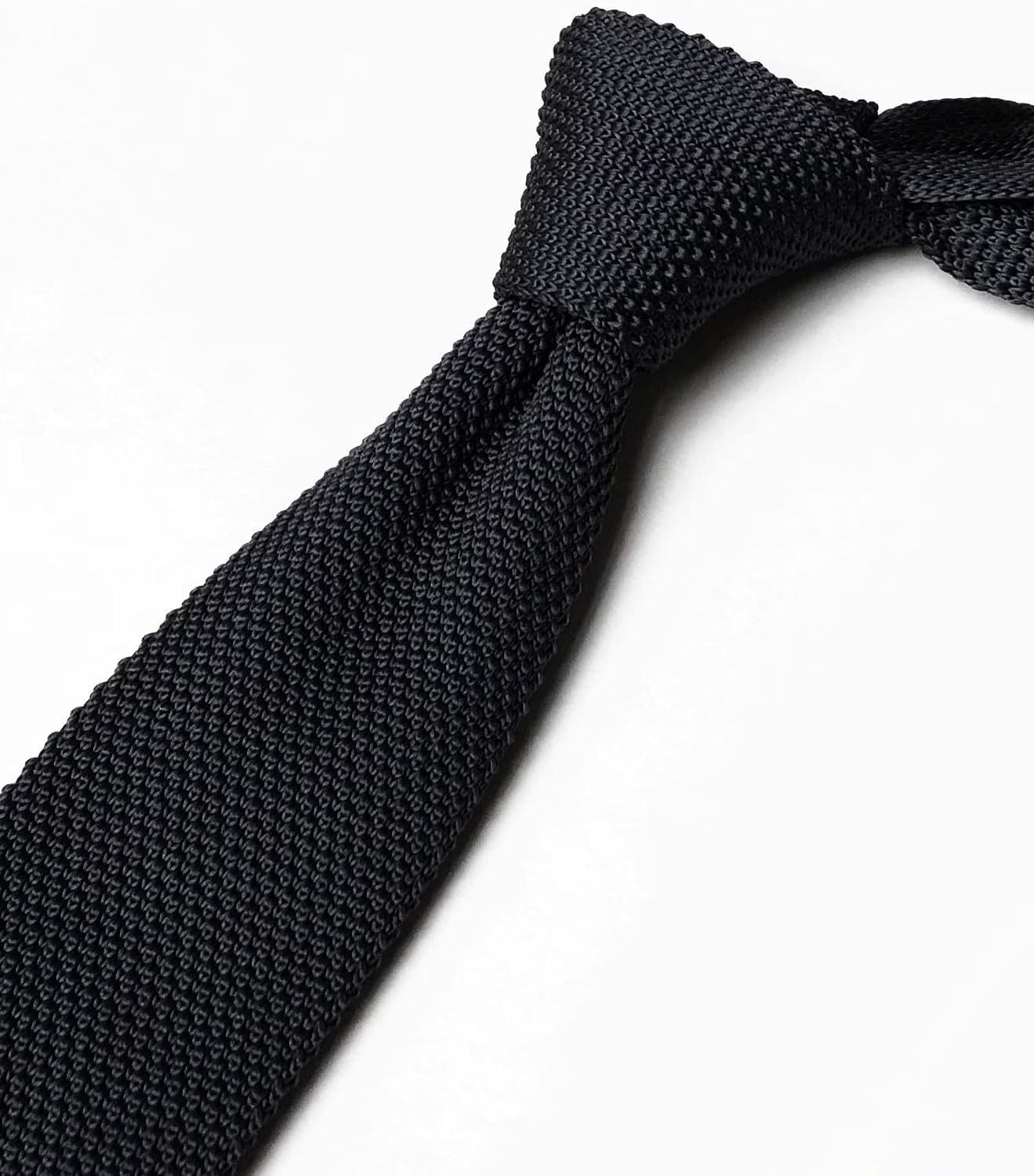 Vizakiss Men's Skinny Knit Tie Vintage Casual Formal Designer Necktie Pointed Bottom