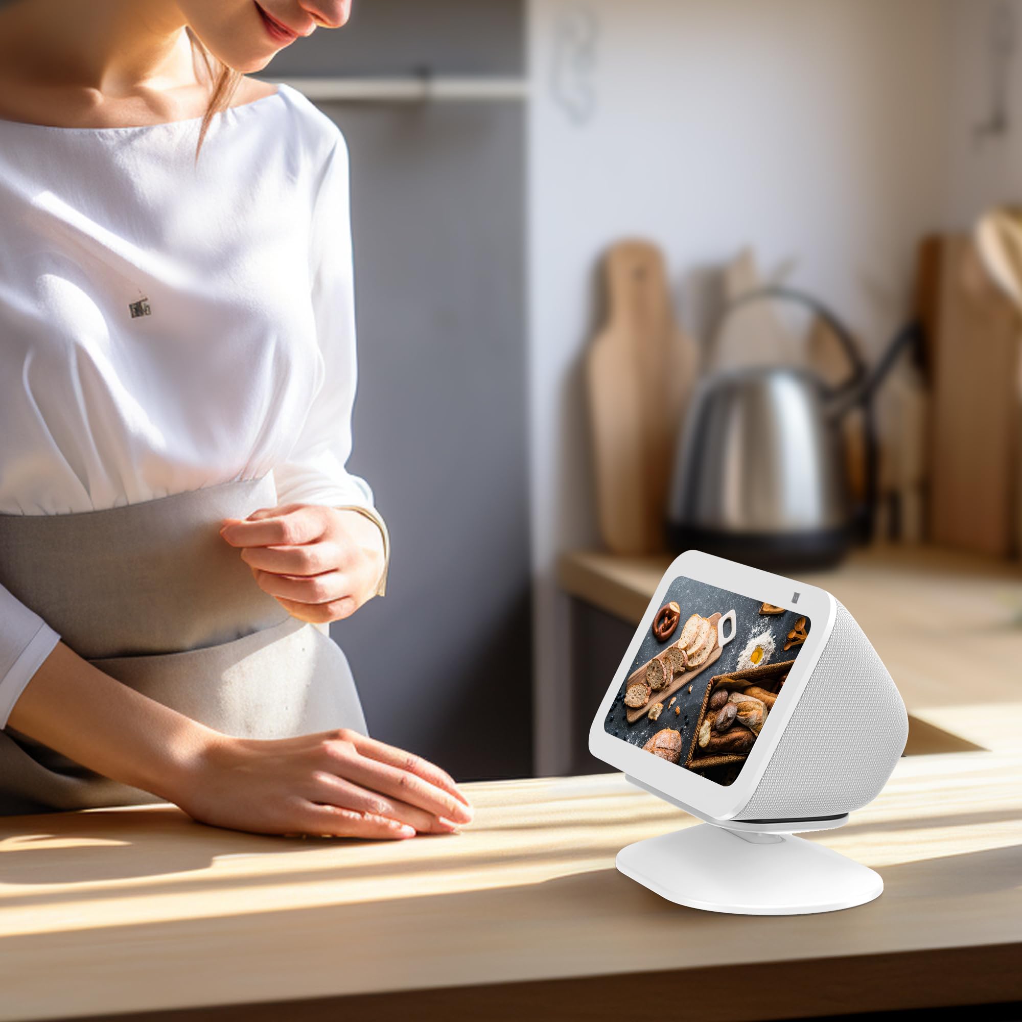 Support pour Echo Show 5 (3ème génération) - Accessoire de Montage réglable PlusAcc avec Fonction Inclinaison et Base antidérapante (Blanc)
