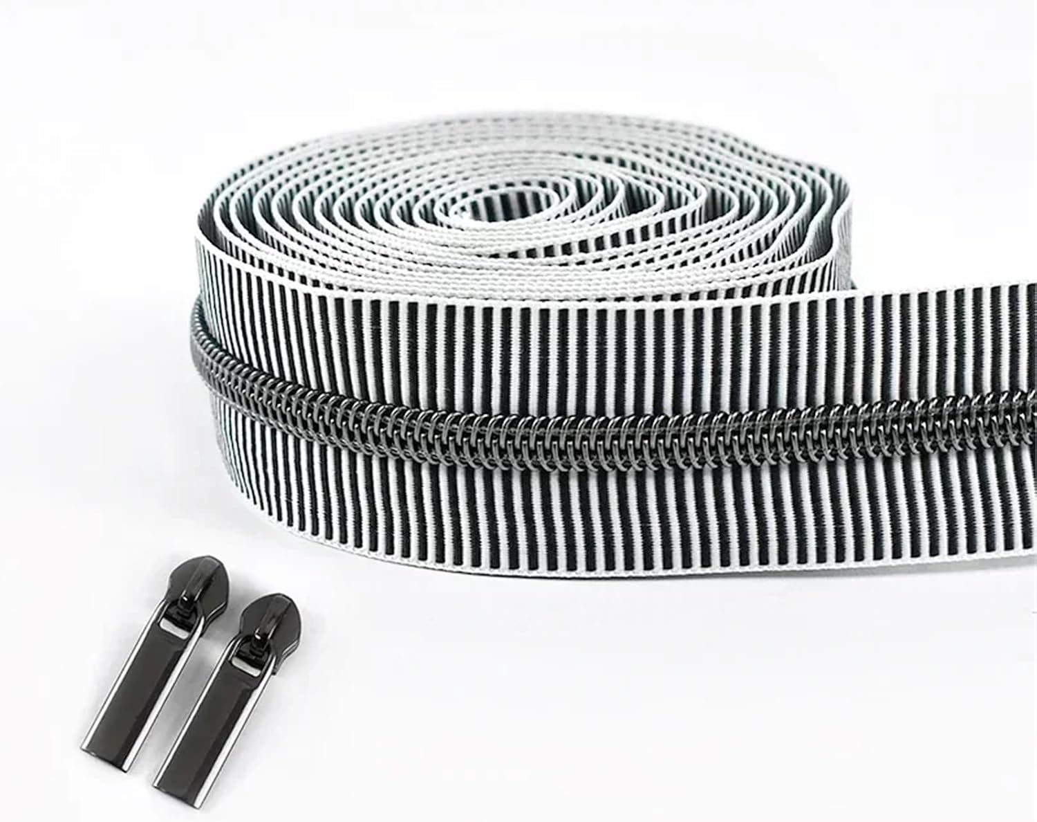 1/2/4/5Meters 5# Striped Nylon Zippers Tape for Sewing Bag Continuous Roll Coil Zip by The Meter DIY Garment Accessories(BlackColored,5Meters5PcsSliders)