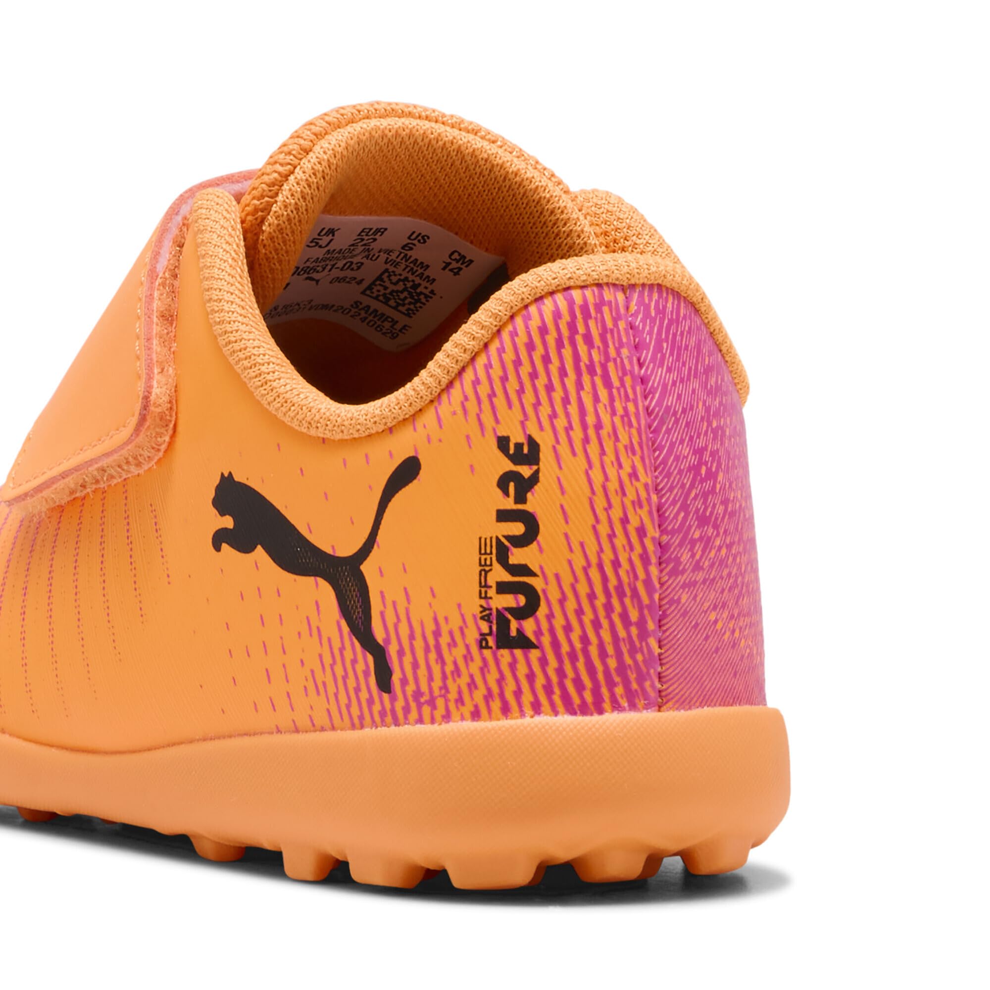 PUMA Chaussures de Football Future 8 Play TT Bébé 24, Heat Fire Black Ravish Orange Pink