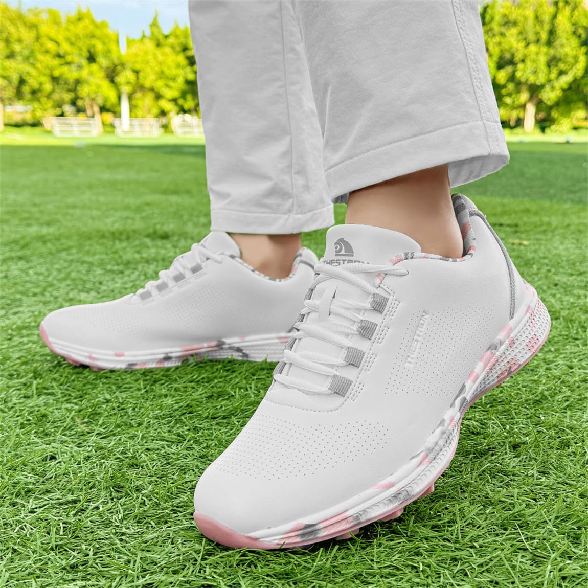 Damen Golfschuhe Spikeless Leder Leichte Golf Sport Turnschuhe Wasserdicht Stilvolle Golfschuhe