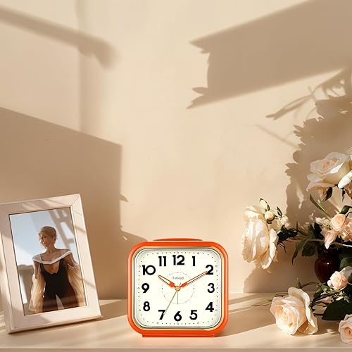 Miniatura 7 de Reloj despertador analógico grande de 5.5" • Silencioso sin tictac • Despertar suave • Sonidos de beep • Volumen creciente • Función de repetición y