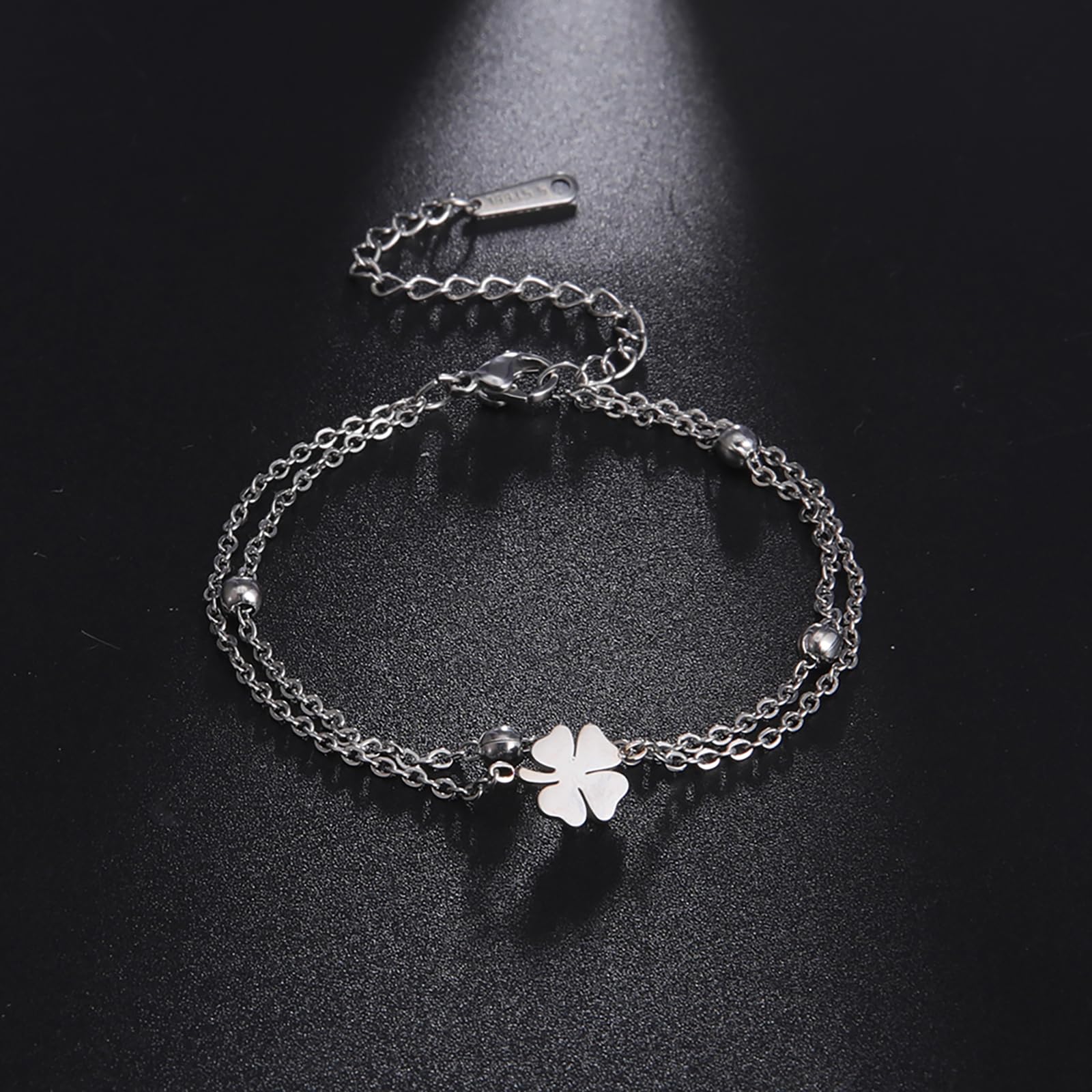 VASSAGO Bracciale da donna con quadrifoglio, in acciaio inox, con quadrifoglio, portafortuna, alla moda, idea regalo per le donne