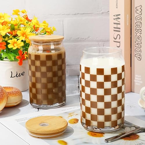 Miniatura 4 de Whaline Paquete de 2 vasos a cuadros de 16 onzas, vasos a cuadros marrones, taza de café helado con tapa de bambú, cepillo de limpieza para pajitas