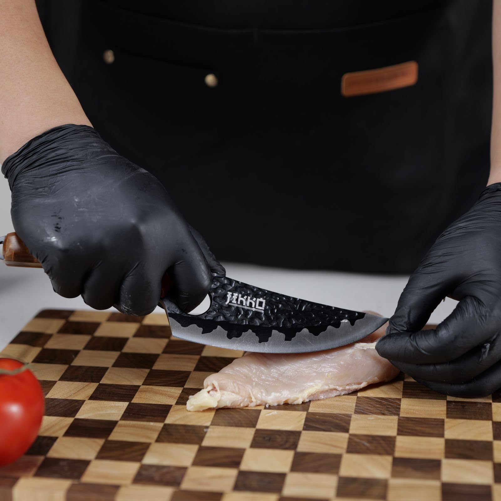 JIKKO® Phoenix Edition – Couteau de cuisine forgé | Acier japonais triple couche SUS440A (~57HRC) | Manche bois d’olivier & résine | Étui cuir offert | Édition limitée