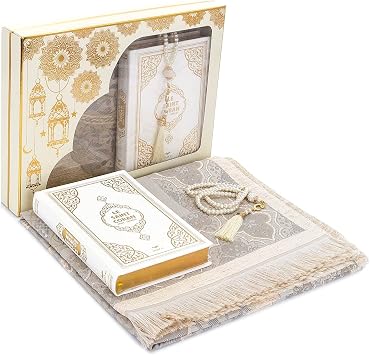 ihvan online Prayer Gift Box for Hajj and Umrah, Muslim Prayer Rug, Islamic Mat, 99 Pearly Beads Tesbih, Holly Quran with French Translation, Islamic Deluxe Set for Ramadan & Eid Gift