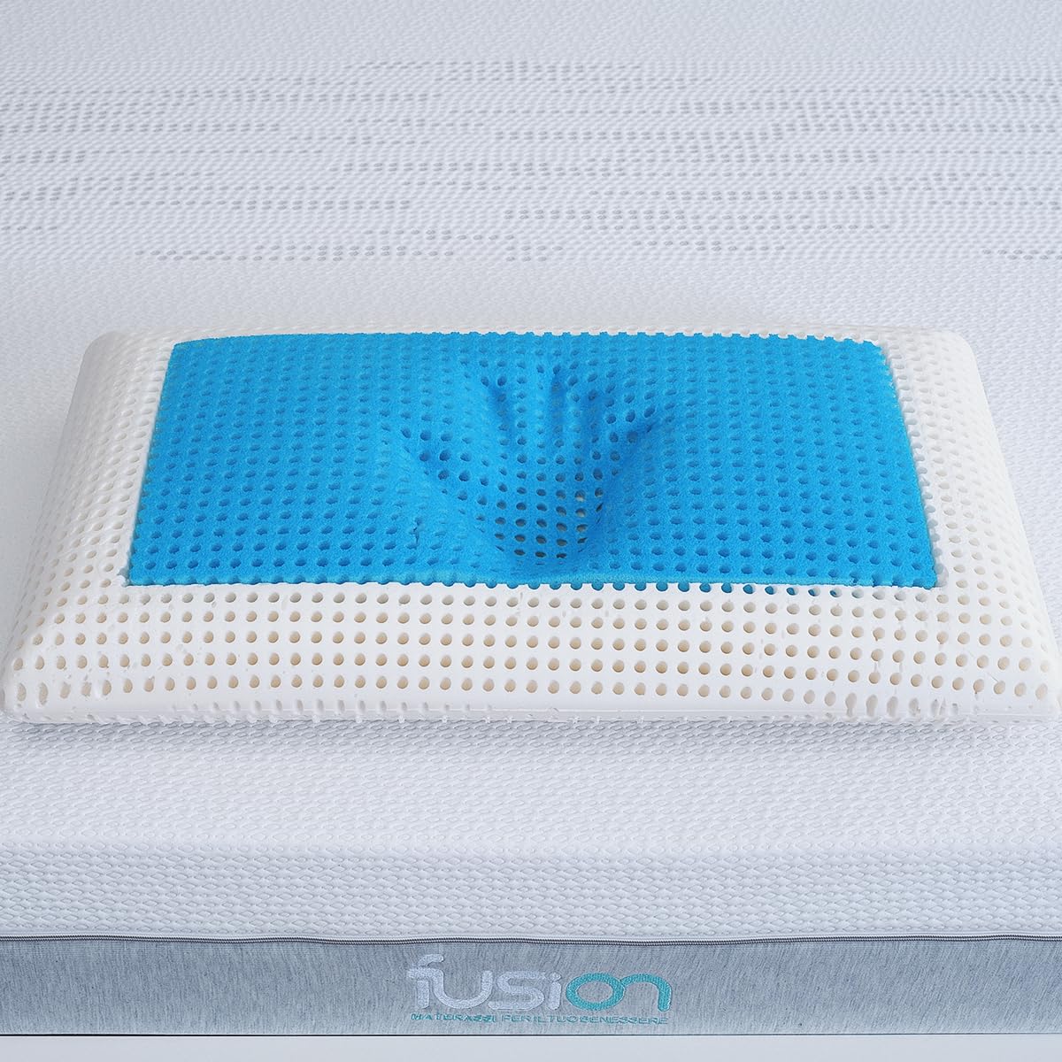 Cuscino In Memory Foam Ergonomico con Strato Rinfrescante in Gel – Modello Saponetta per Supporto Ottimale e Comfort Fresco durante il Sonno