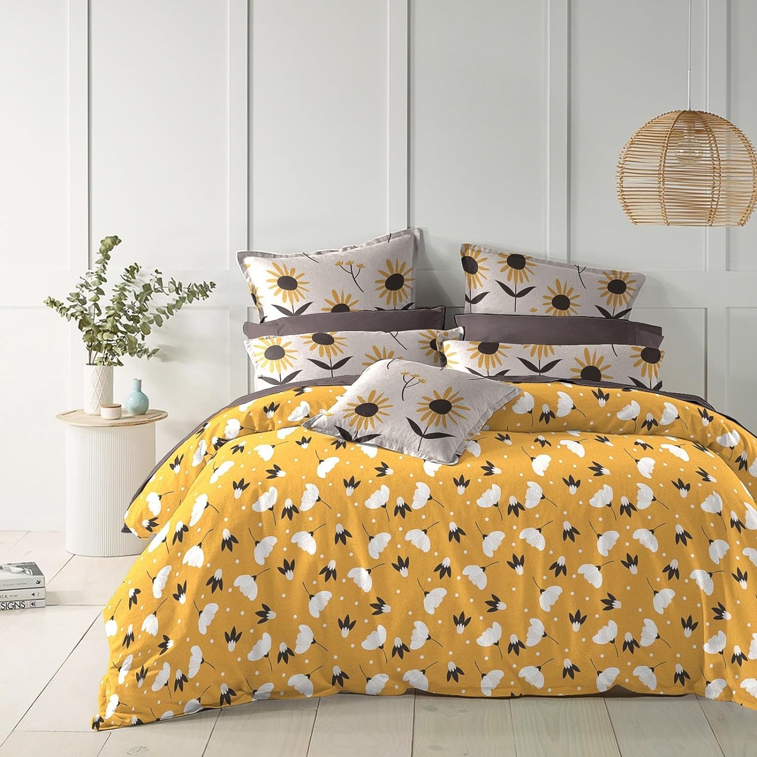 See full amazon price history chart for Subtlespreads Premium Ultra Soft Plush Comforter | Blanket | Duvet Set with 1 Flat Bedsheet and 2 Pillow Covers - AC Comforters with Bed Sheet (Bright Yellow Floral) Subtlespreads Premium Ultra Soft Plush Comforter | Blanket | Duvet Set with 1 Flat Bedsheet and 2 Pillow Covers - AC Comforters with Bed Sheet (Bright Yellow Floral) (B0D1N74XKJ) Amazon Price History, Amazon Price Tracker