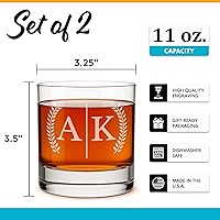 Vista 4 de On The Rox Regalos de whisky personalizados para hombres – Juego de 2 vasos de whisky con monograma grabado grabado de 11 onzas – Copa de cóctel