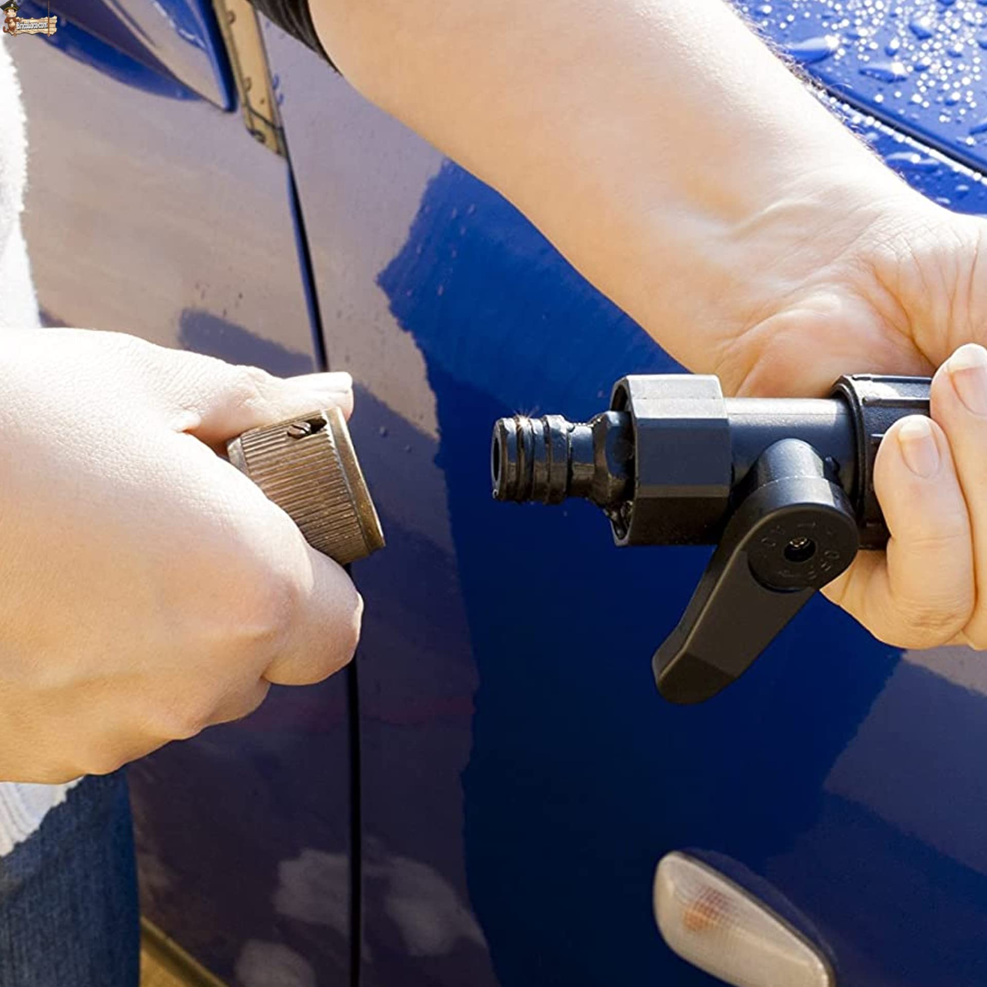 BricoLoco.com Ausziehbare Bürste zum Waschen von Auto, Haushalt, Jalousien, Wohnmobil, Terrasse, mit Wasseranschluss für Schlauch, Teleskop-Autoreiniger.