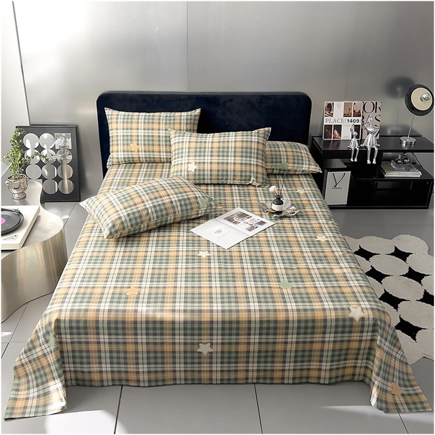 Bed Sheet without Elastic Band with Checked Pattern and Stripes Vintage