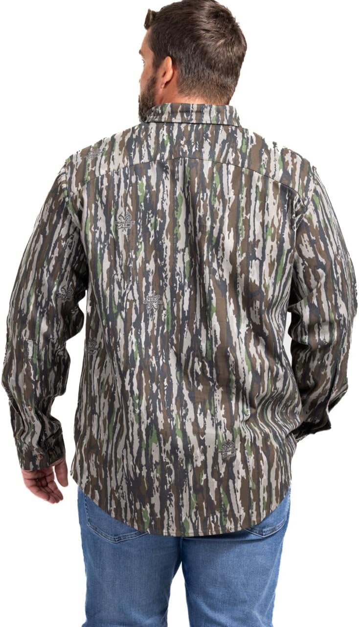 Realtree Men’s Long Sleeve Button Down Camp Shirt – Midweight, Cotton, Breathable Outdoor Shirt for Hunting and Fishing