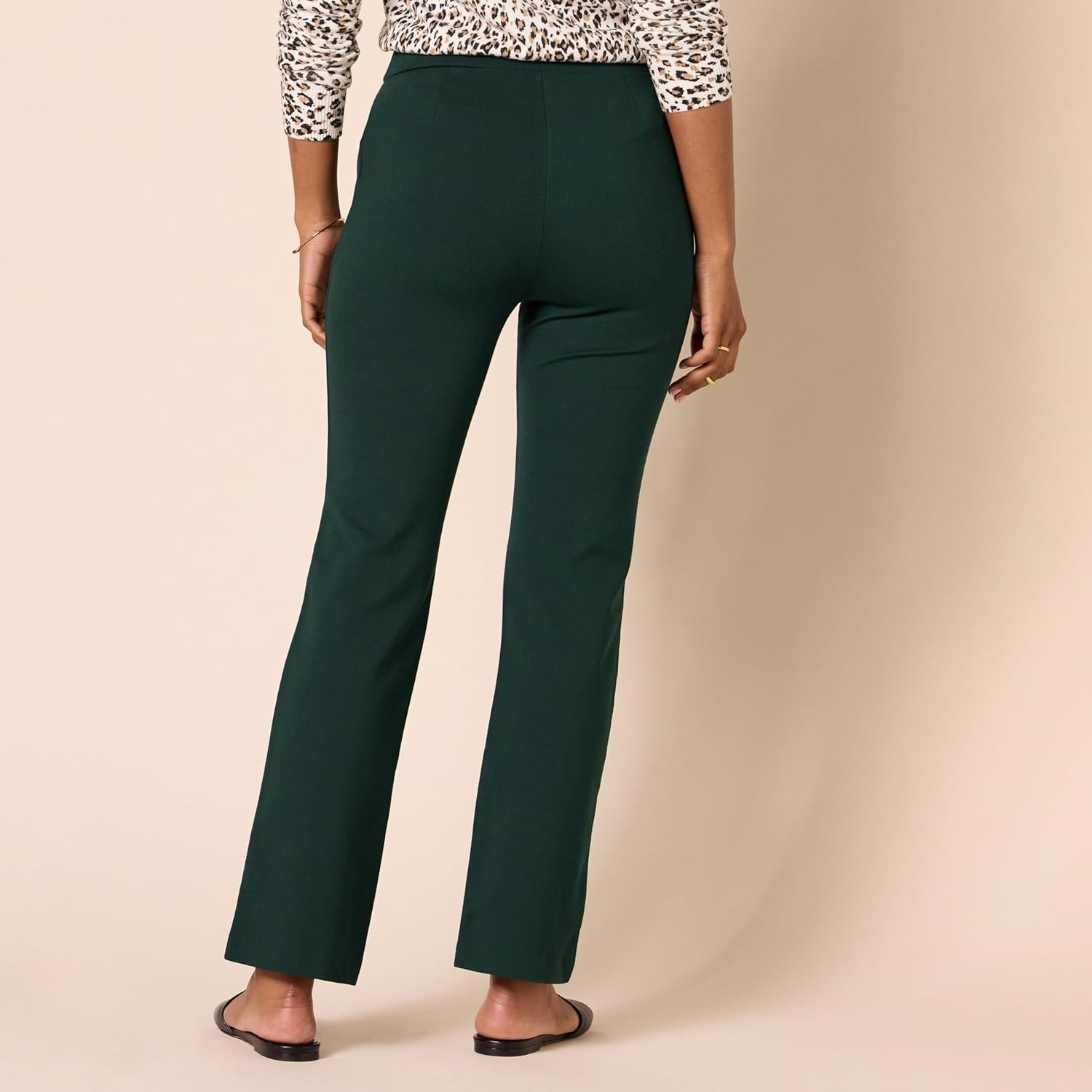 Amazon Essentials Women's Ponte Pull-On Mid Rise Ankle Length Pants - Image 2