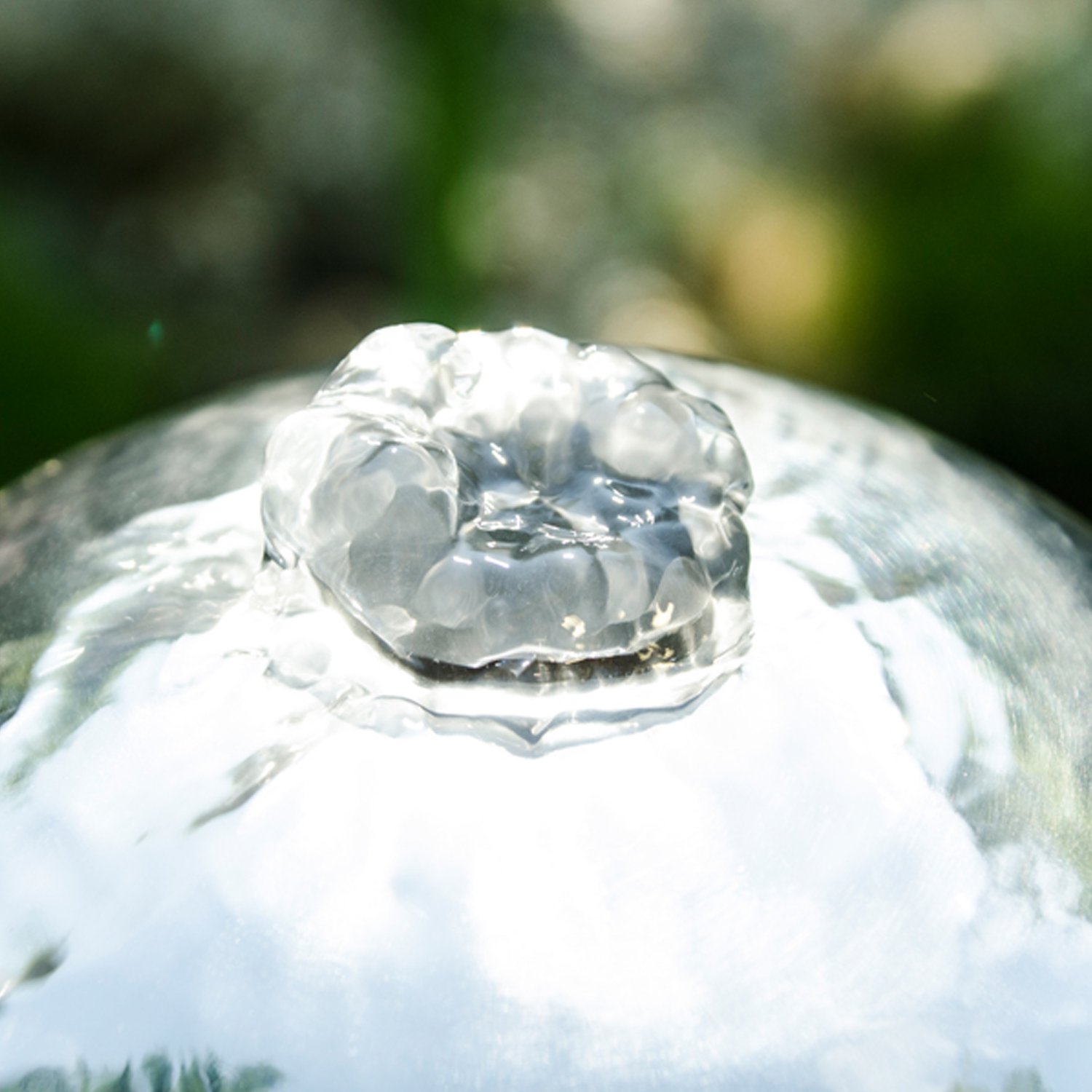 Köhko® Springbrunnen Mars Ø 20 cm mit LED-Beleuchtung in eckigen Edelstahlbecken hochglanzpoliert 21014 Brunnen für Terrasse Wohnzimmer