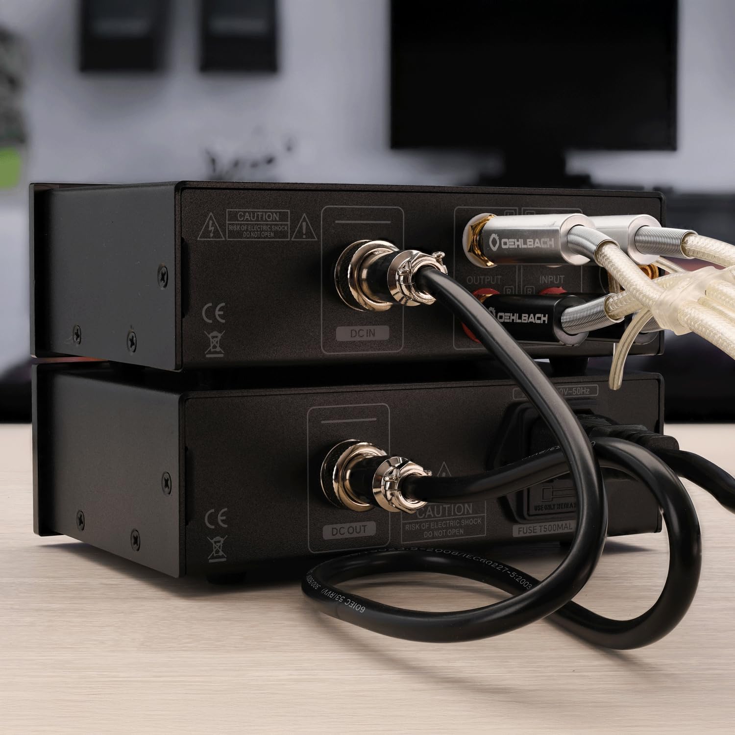 OEHLBACH Phono preamplificatore per MM & MC – Twin Amp Ultra | Basso rumore e senza distorsioni | Connettori RCA placcati in oro 24 kt | Ritardo di accensione, design HiFi compatto