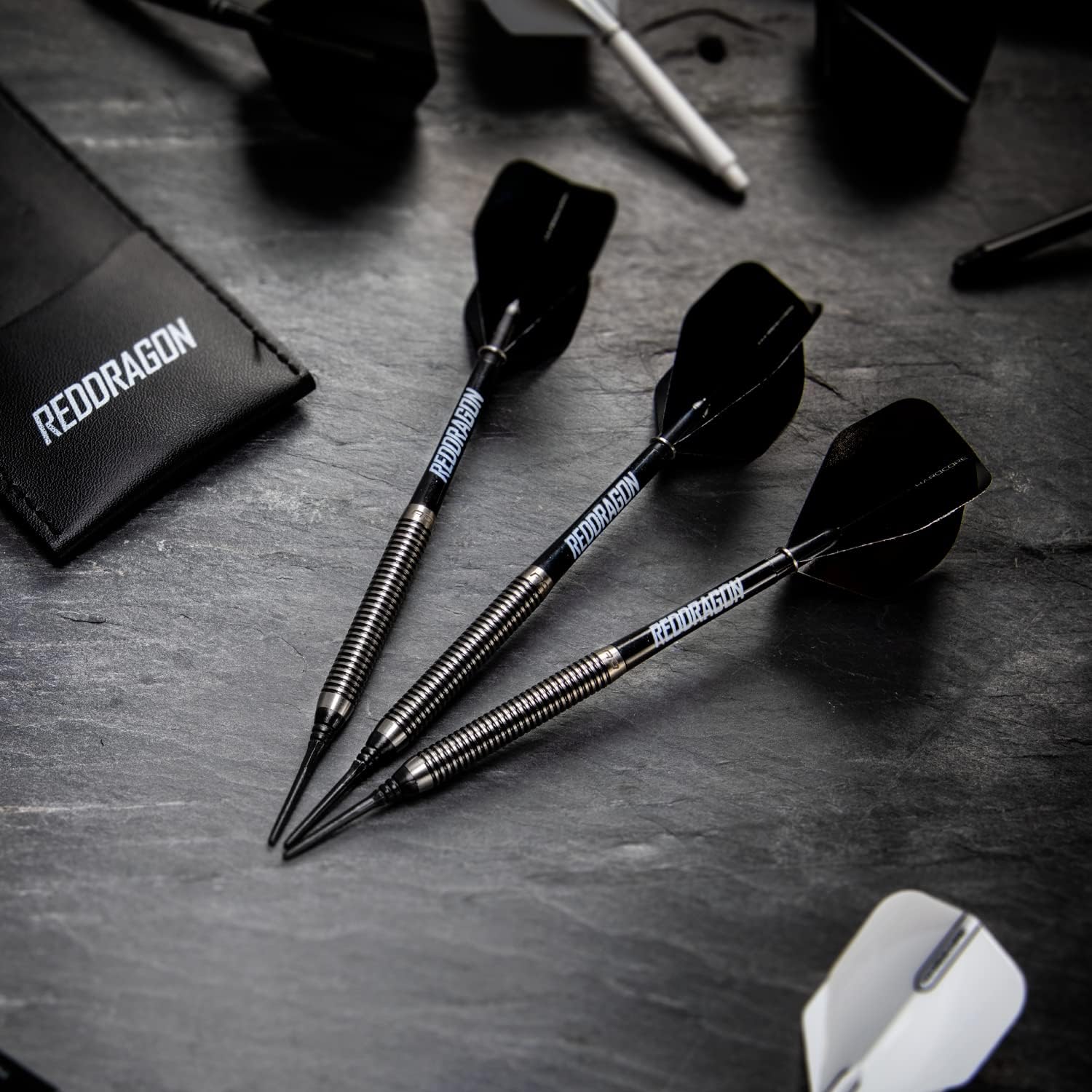 RED DRAGONTungsten Darts Set