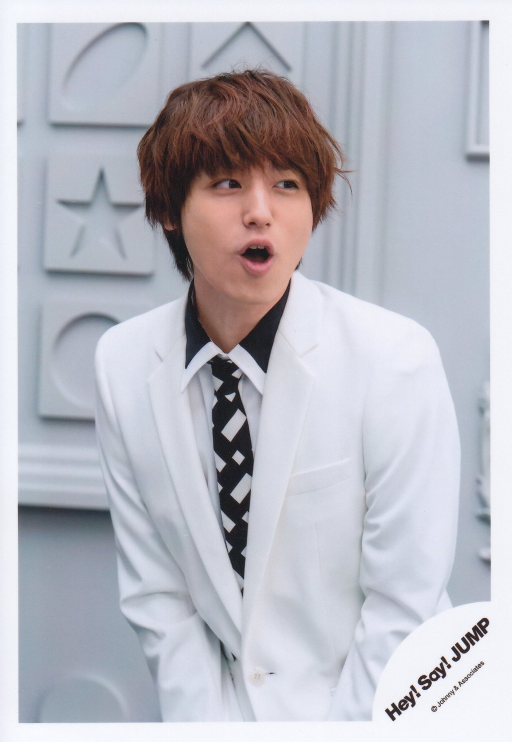 Amazon.co.jp: Hey! Say! JUMP 公式生写真（伊野尾慧）HI00121