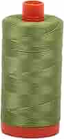 Aurifil Hilo 2890 Hierba Oscuro Algodón Verde Mako 50wt Carrete