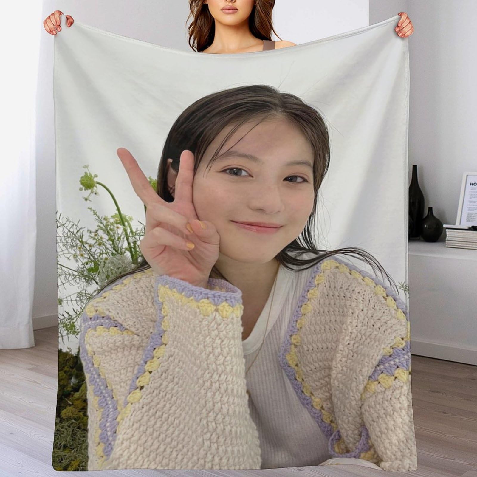 Amazon｜今田美桜 毛布 ブランケット 冬用 大判 厚手 フランネル生地