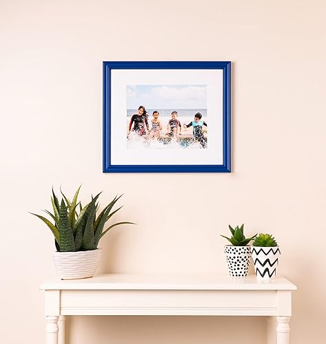 Miniatura 2 de Marco para fotos con acabado claro en arce resistente 1 pulgada de ancho.