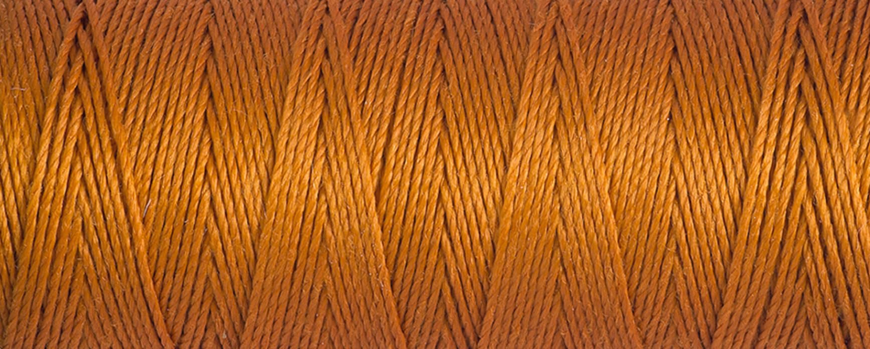723878-982-1 Orange Dusk Gutermann R753 No.40 Silk Thread 30m x 1 Reel — image 1