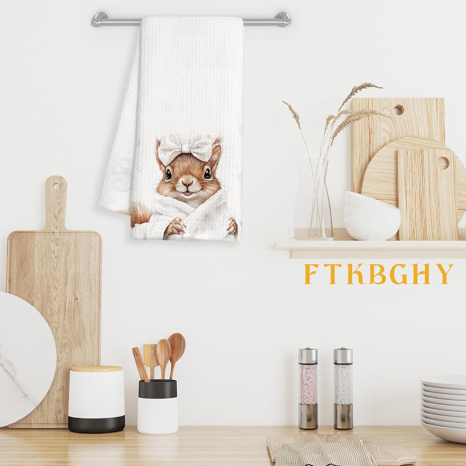 Cute Squirrel Hand Towels for Bathroom Decor Gifts, Squirrel Lovers Gifts, Kids Bathroom Decor, Funny Wild Animal Decorative Hand Towels for Restroom Room, 16x24 Inch - Image 3