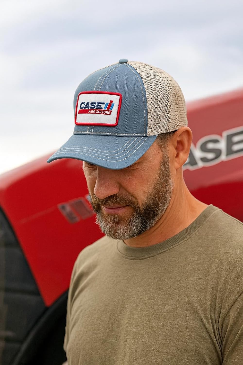 Case IH® Officially Licensed Men's Trucker Hat – Adjustable Snapback, Embroidered Patch, Breathable Mesh Baseball Cap, (US, Alpha, One Size, Blue/White)