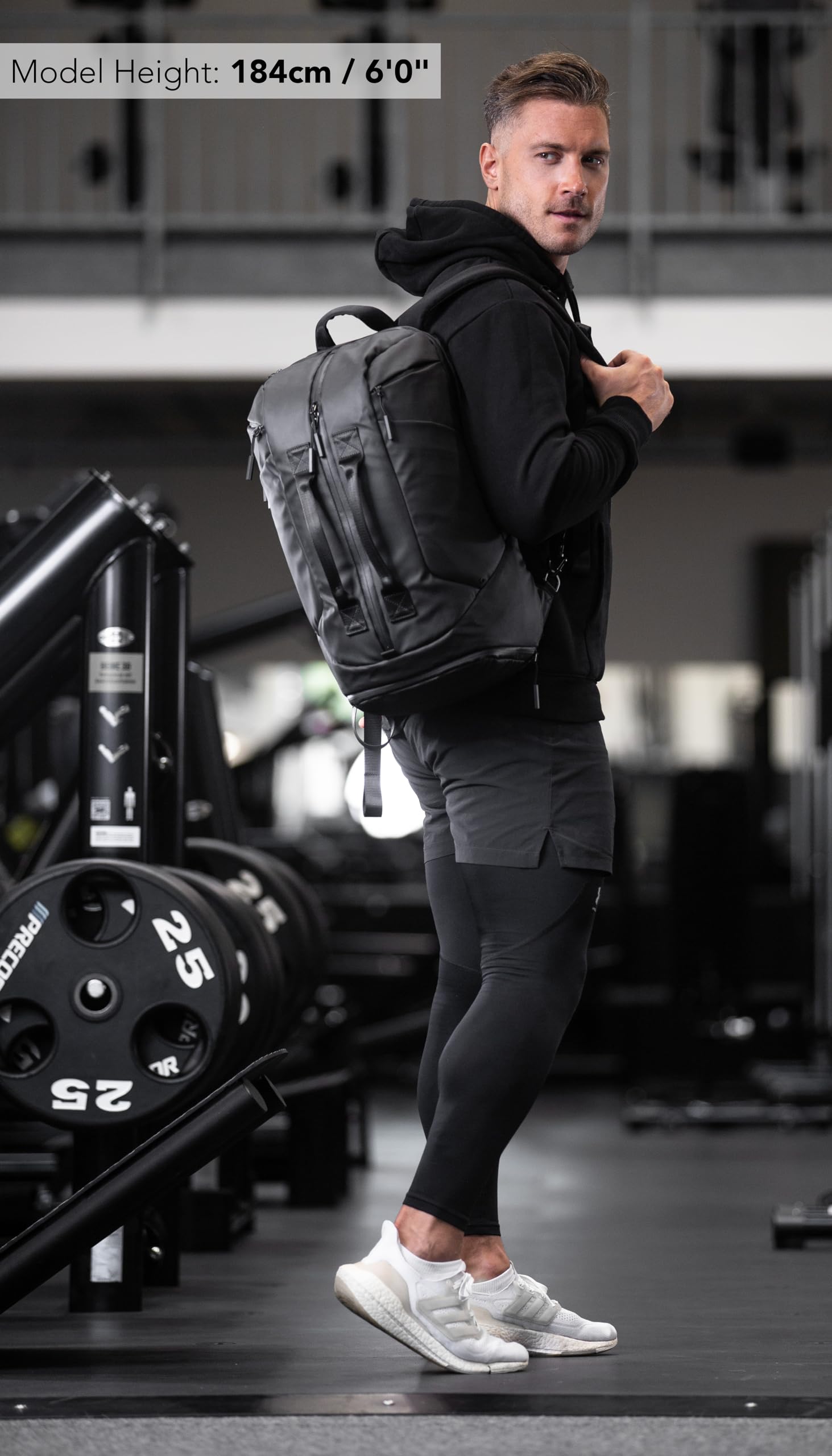 Fitgriff® Sporttasche mit Rucksackfunktion - Rucksack mit Schuhfach & Laptopfach - für Herren und Damen - für Sport, Fitness & Reisen - Trainingstasche, Gym Bag Backpack, Schwarz (25L) (Black, Medium)