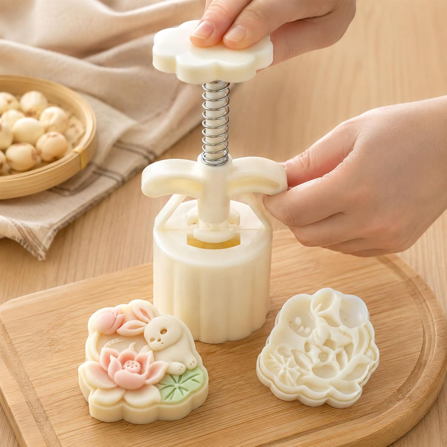 Festival Pastry Mold 50g Hand Press Floral Animal Pattern Spring
