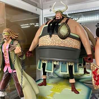 Amazon.co.jp: ワンピ ース フィギュア アトモス 白ひげ海賊団 隊長