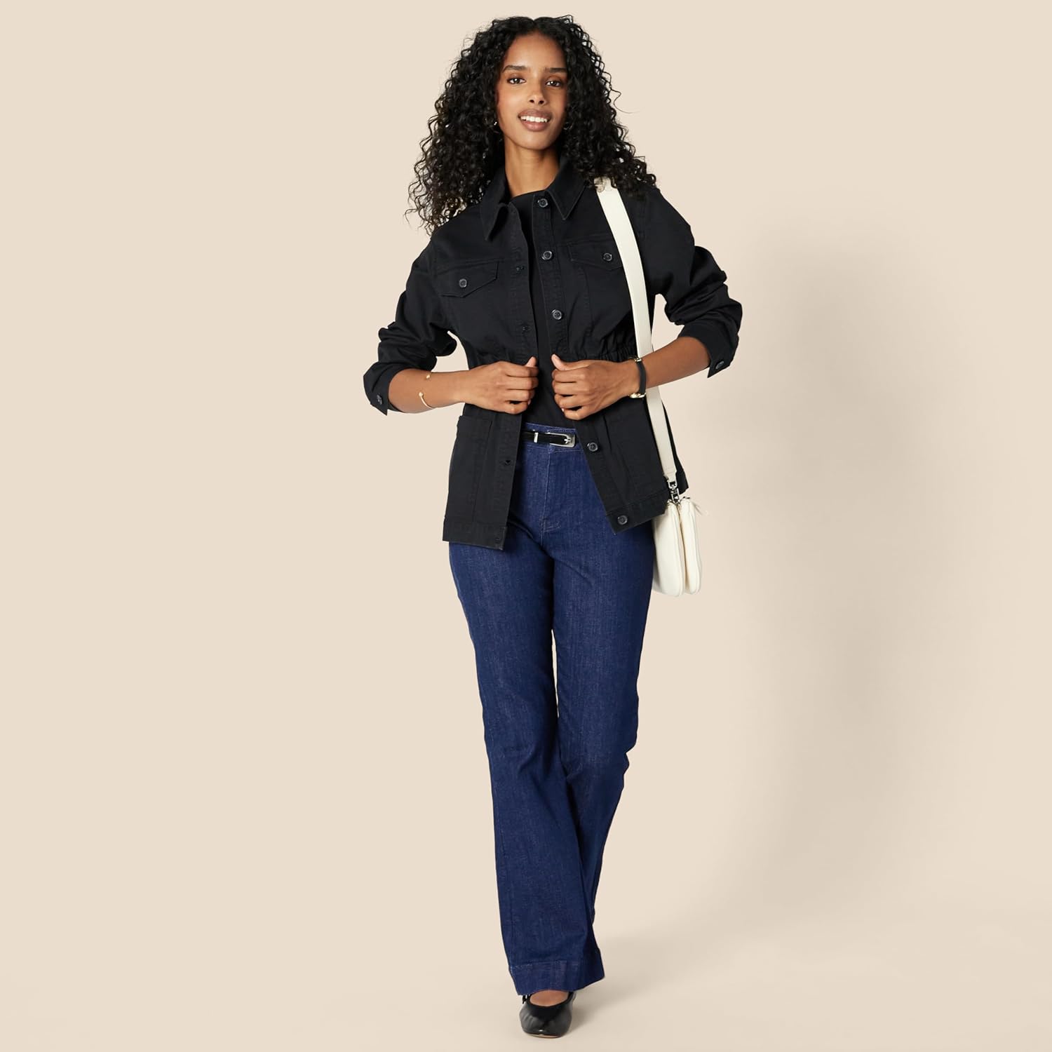 Amazon Essentials Women's Relaxed- Fit Dropped Shoulder Midweight Cotton Twill Jacket - Image 4