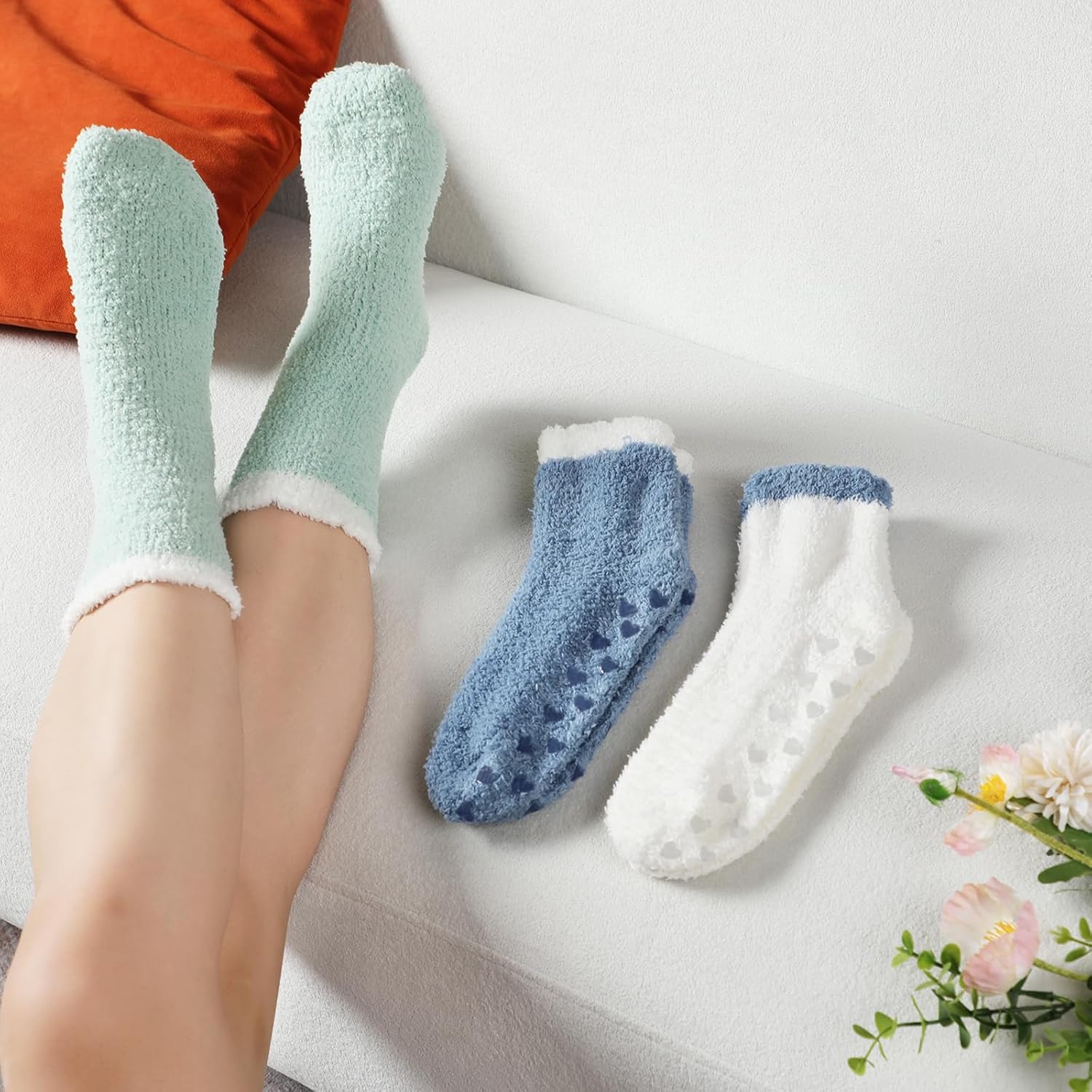 fauson Fuzzy Socks for Women - 5 Pair Fuzzy Socks with Grip, Cozy Slipper Socks for Women, Womens Soft Comfort - Image 2