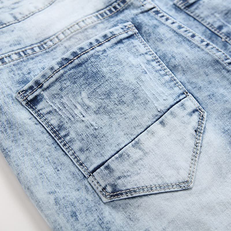 Jean à jambe droite pour homme avec broderie bleu clair