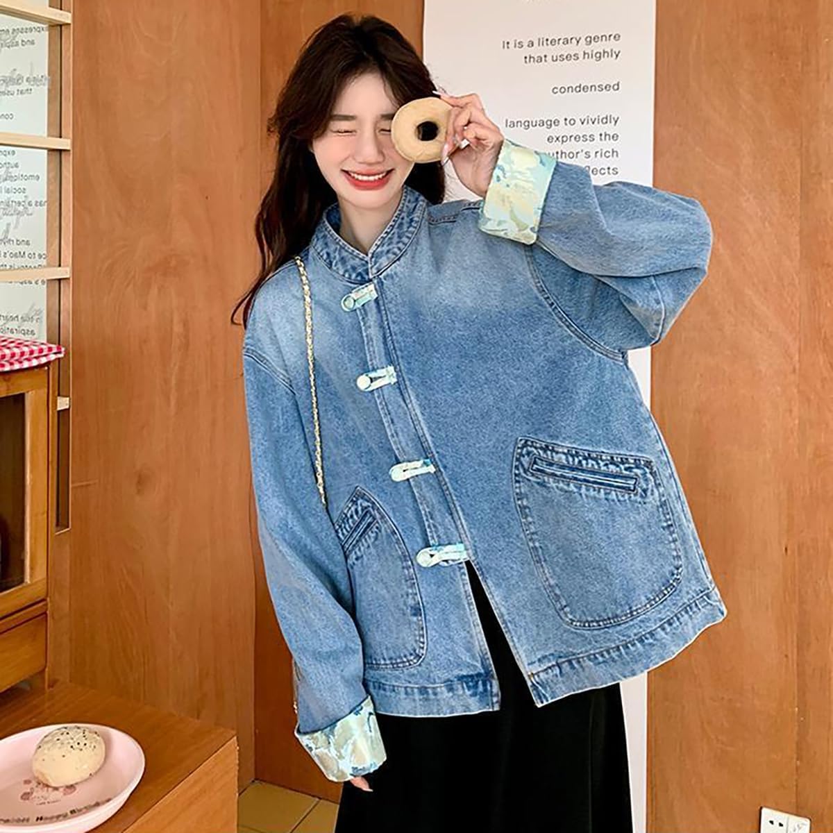 NCDUANSAN New Chinese button women's denim jacket, niche spliced long sleeved top, casual and fashionable design hip-hop - Image 4