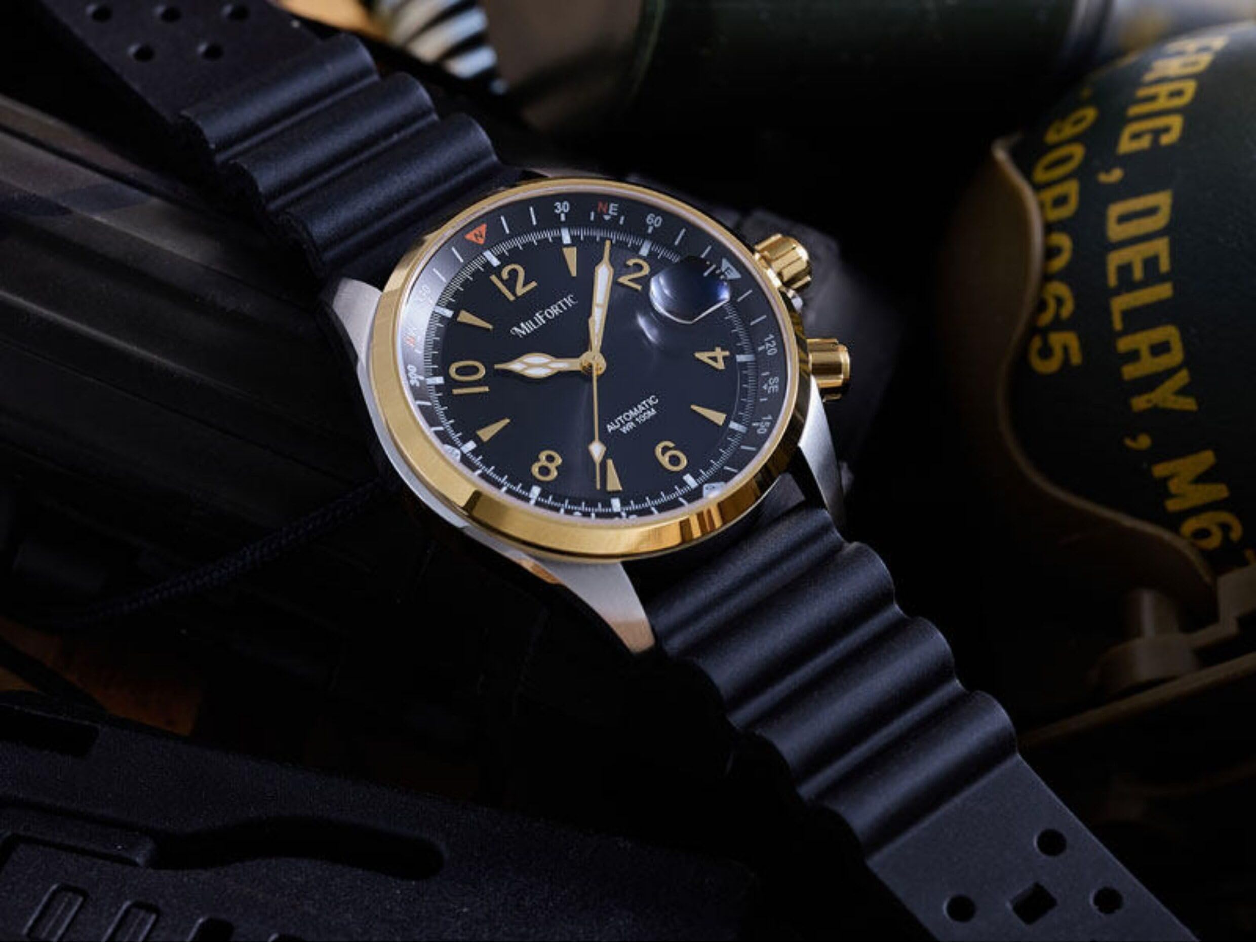 MiliFortic S089 - Reloj mecánico automático resistente al agua hasta 100 m para hombre