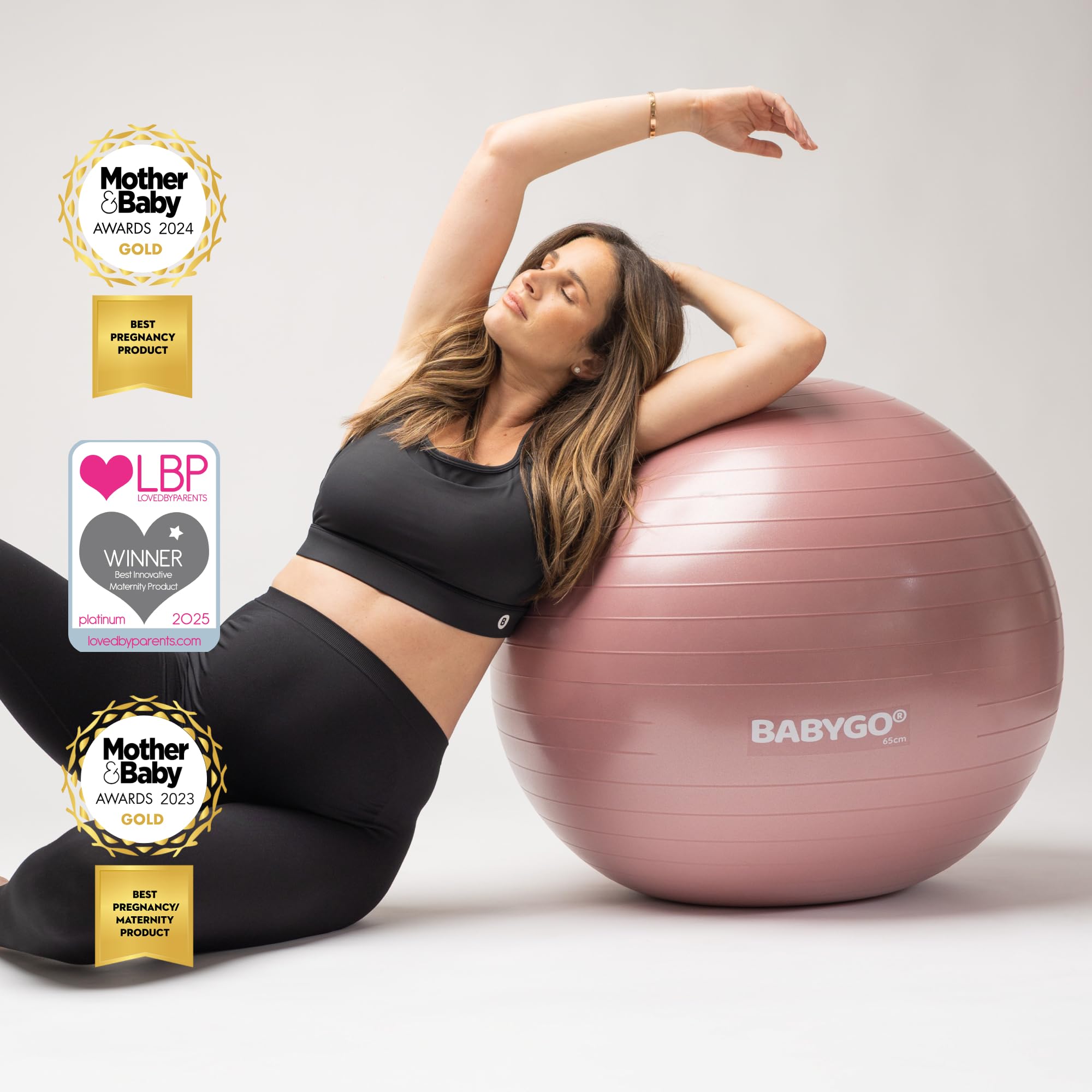 BABYGO Piłka porodowa dla kobiet w ciąży i jogi + nasza 100-stronicowa książka ciążowa, ćwiczenia, plan narodzin i regeneracji, materiał przyjazny dla środowiska odporny na pęknięcia