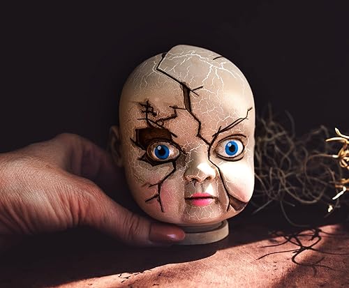 Miniatura 8 de Nerd Block Baby Eat You Alive - Cabeza de muñeca rota coleccionable