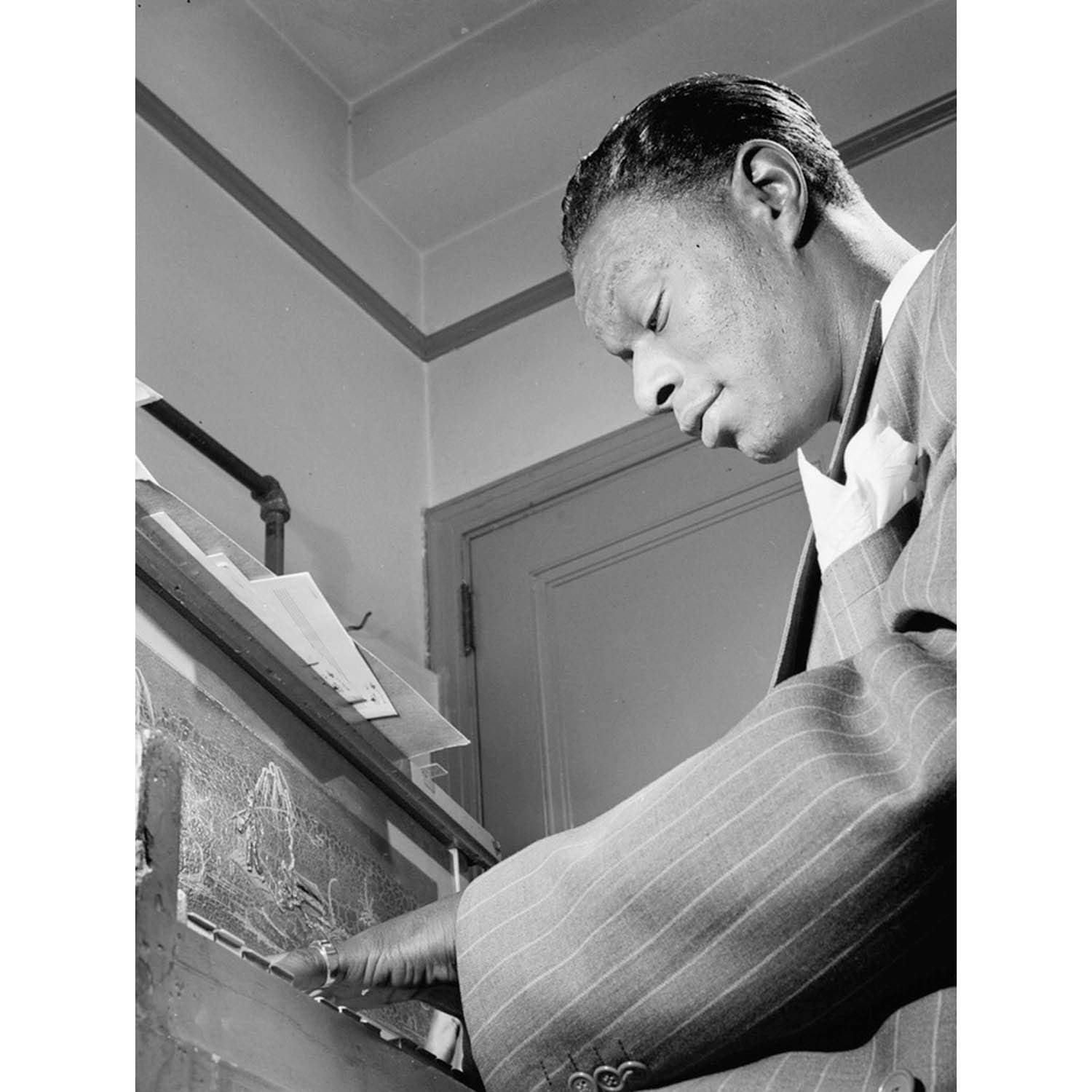 Wee Blue Coo OLD PHOTO PORTRAIT LEGENDARY PIANIST SINGER NAT KING COLE POSTER PRINT