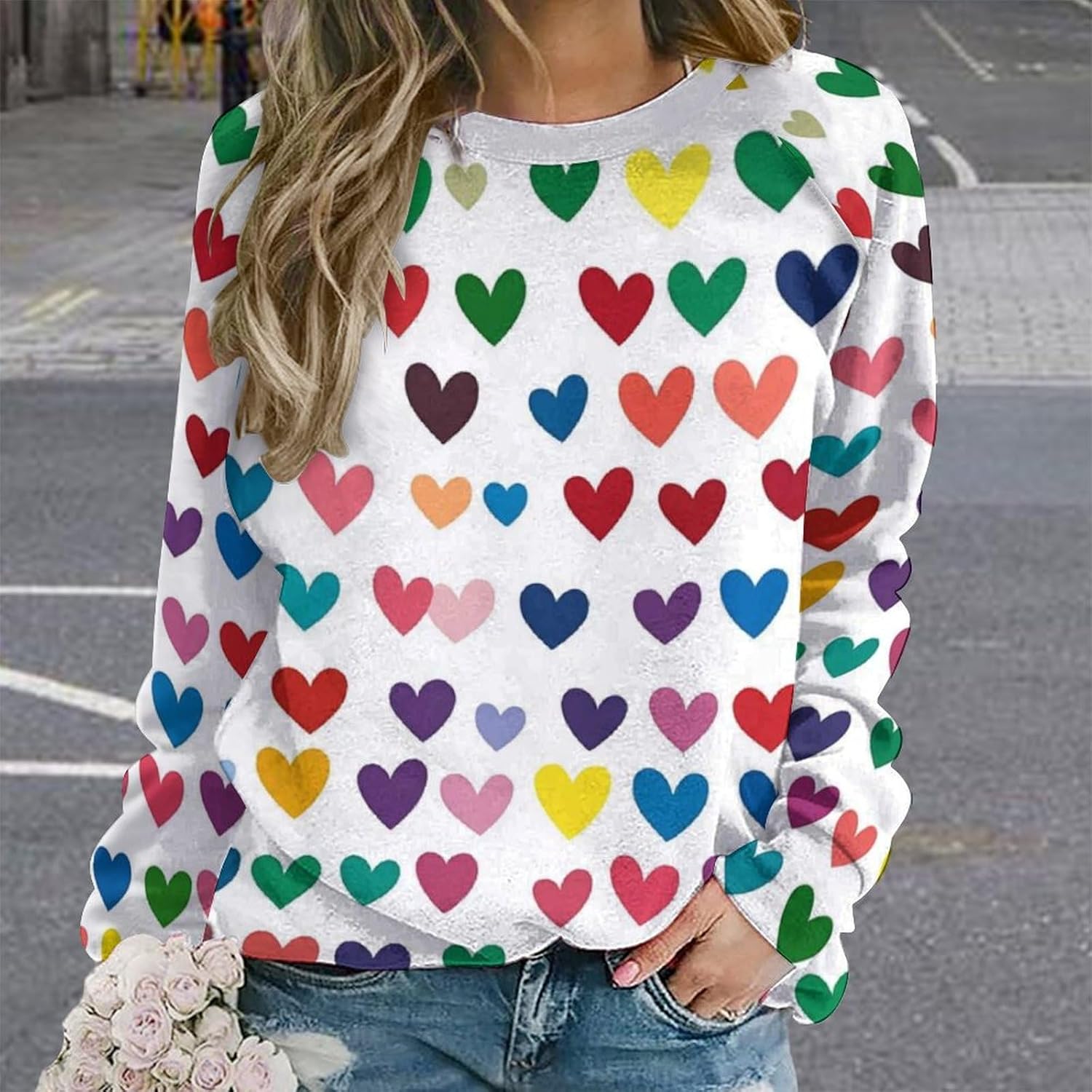 domirica Women's Heart Print Oversized Crewneck Sweatshirts Casual Plus Size Comfy Long Sleeve Pullover Tops