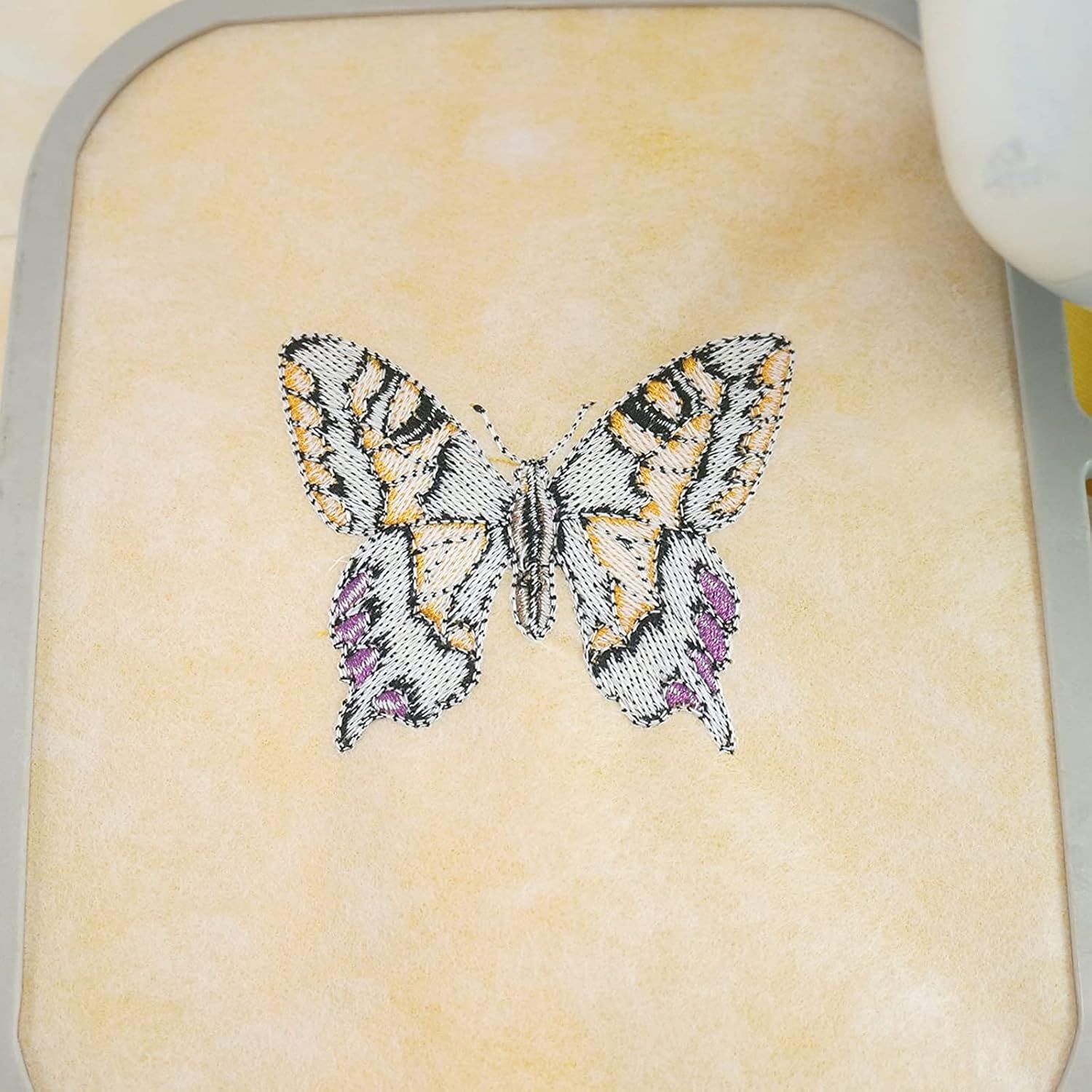 Tear Away Machine Embroidery Stabilizer Backing 24"x82' roll - White 3.5 oz for Machine Embroidery and Hand Sewing