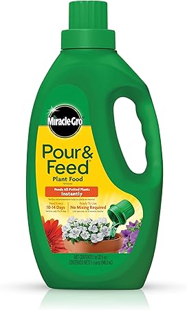Miracle-Gro Pour & Feed Plant Food, Fertilizer Instantly Feeds Live Plants, For Outdoor & Indoor Plants in Containers, 32 oz. Miracle-Gro Pour & Feed Plant Food, Fertilizer Instantly Feeds Live Plants, For Outdoor & Indoor Plants in Containers, 32 oz.
