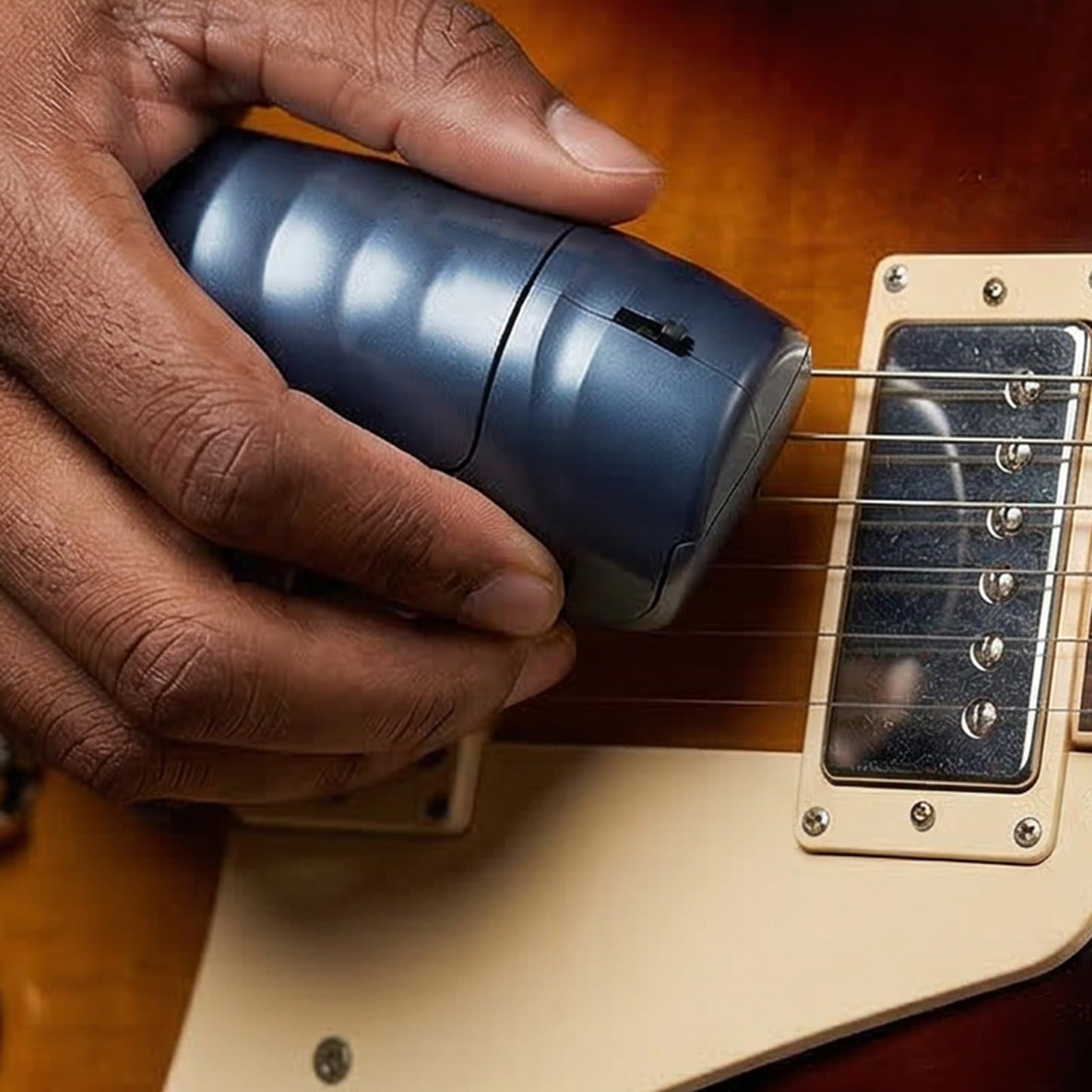 Dispositivo di sostegno per corde per chitarra, dispositivo di attivazione manuale per corde per chitarra elettrica e acustica, facile da usare, dispositivo di sostegno per corde per chitarra