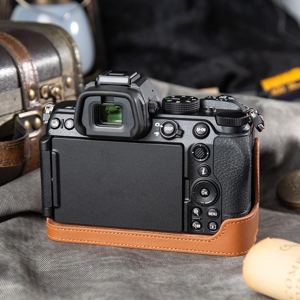 Amazon.co.jp: Nikon Z5II 専用手作りの本革カメラ保護ケース