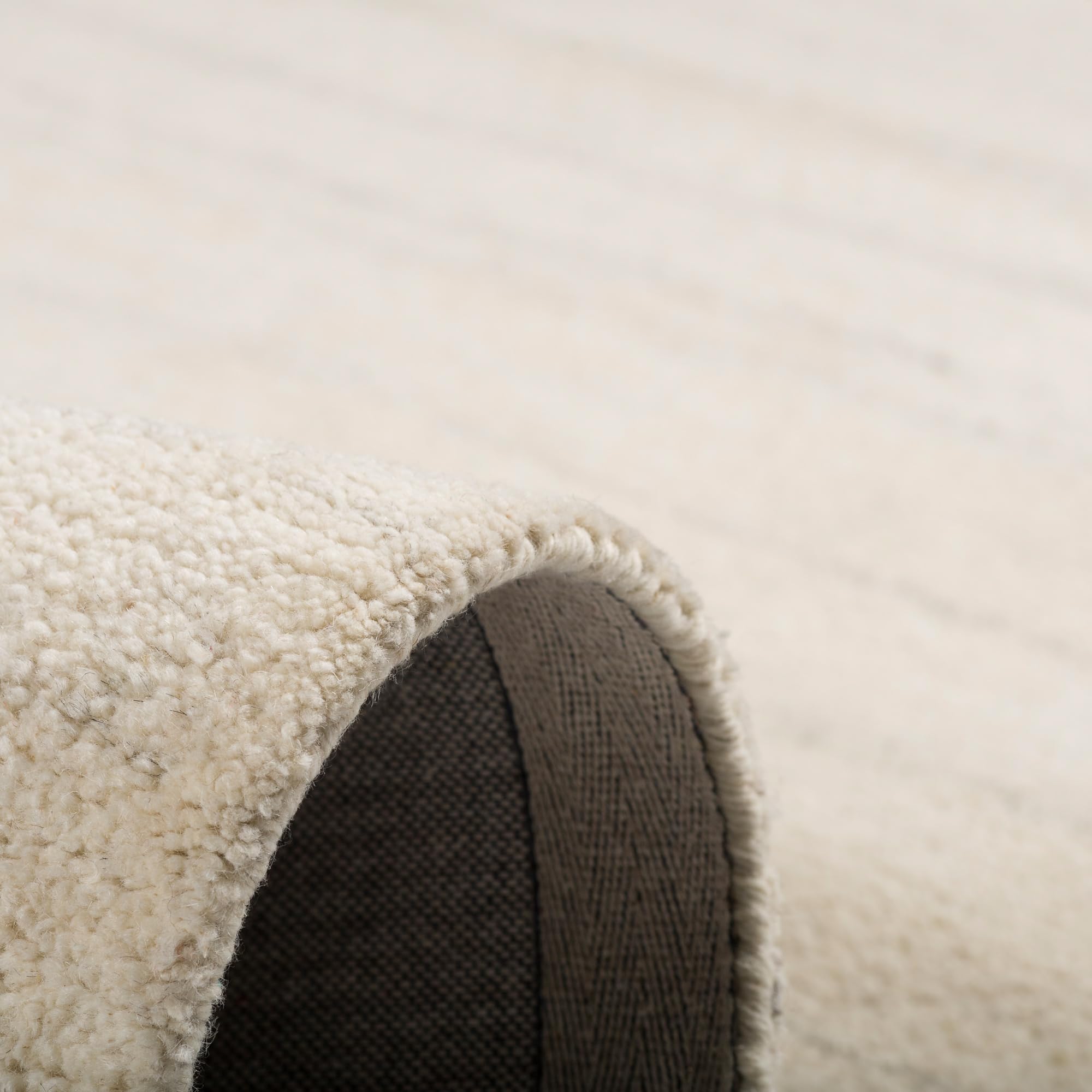 Theko Aruna - Tapis Naturel Berbère - Laine Blanc Gris moucheté - 6 Tailles Disponibles